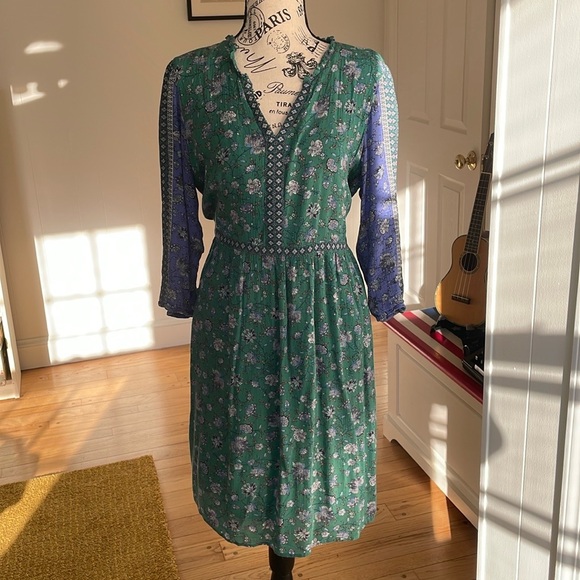 J. Jill Dresses & Skirts - J. Jill flowy rayon green blue floral dress with pockets